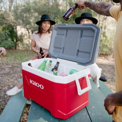 hielra-igloo-latitude-red-52-qt-38317-thumb-1