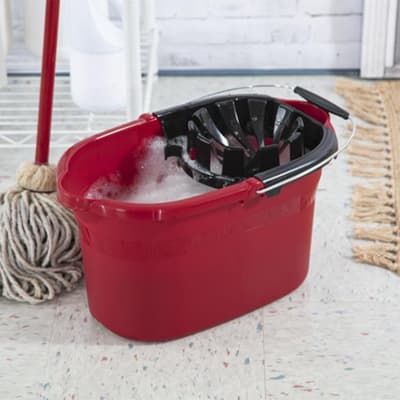 cubeta-para-trapeador-de-166-l-roja-40285-thumb-1